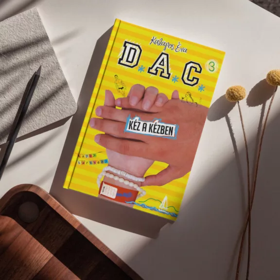 D.A.C. 3. - Kéz a kézben