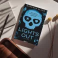 Lights Out - Lekapcsolva - (Különleges kiadás)