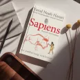   Sapiens - Rajzolt történelem 1. - puha táblás - Az emberiség születése